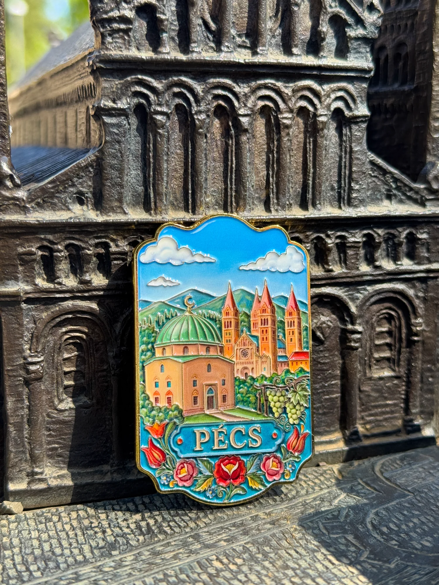 Fém hűtőmágnes (Pécs) 2. kép